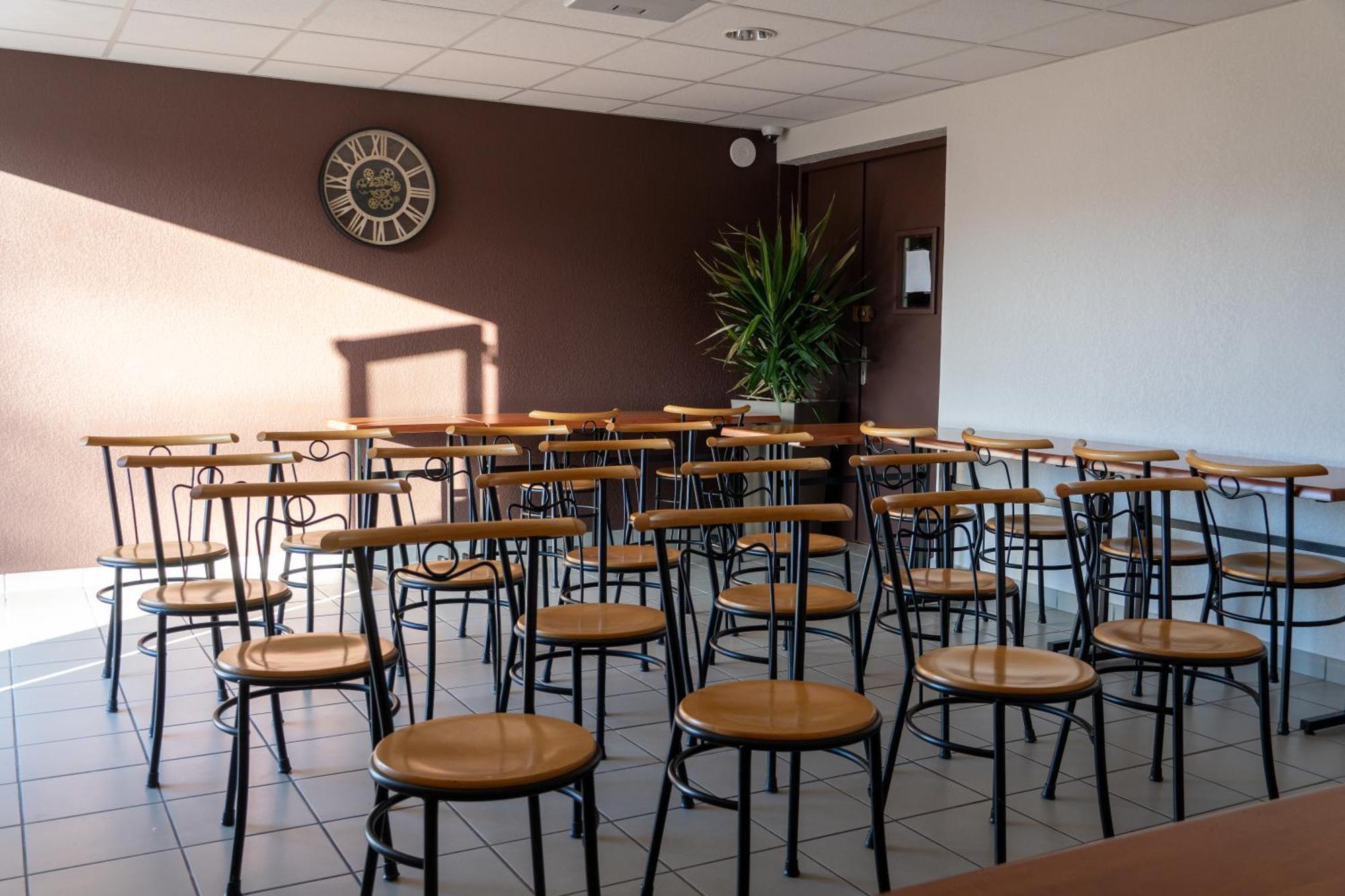 Cit'Hotel Restaurant Du Bowling De ミヨー エクステリア 写真