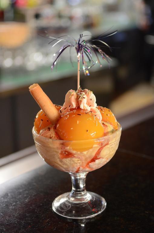 Cit'Hotel Restaurant Du Bowling De ミヨー エクステリア 写真