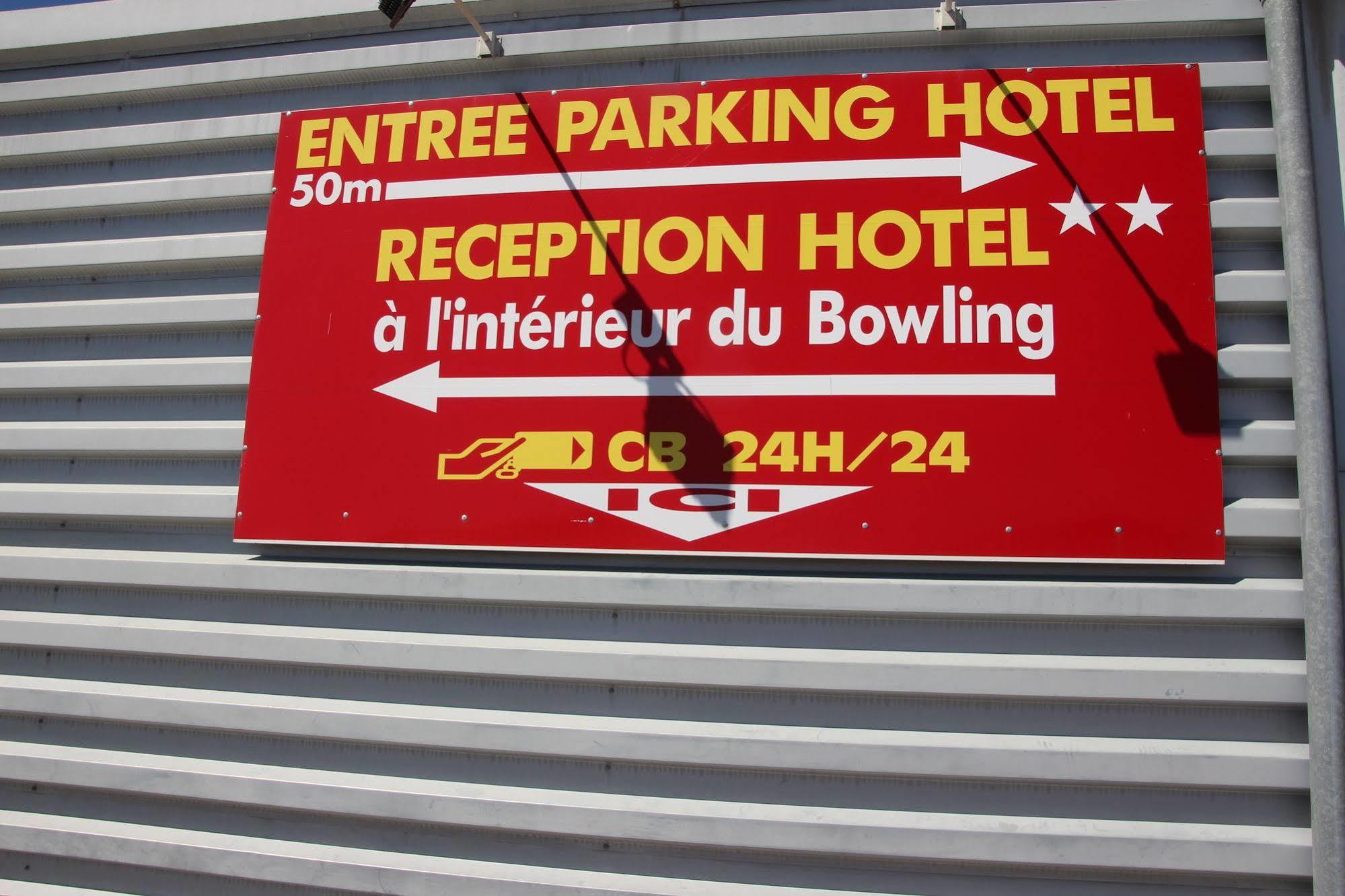 Cit'Hotel Restaurant Du Bowling De ミヨー エクステリア 写真