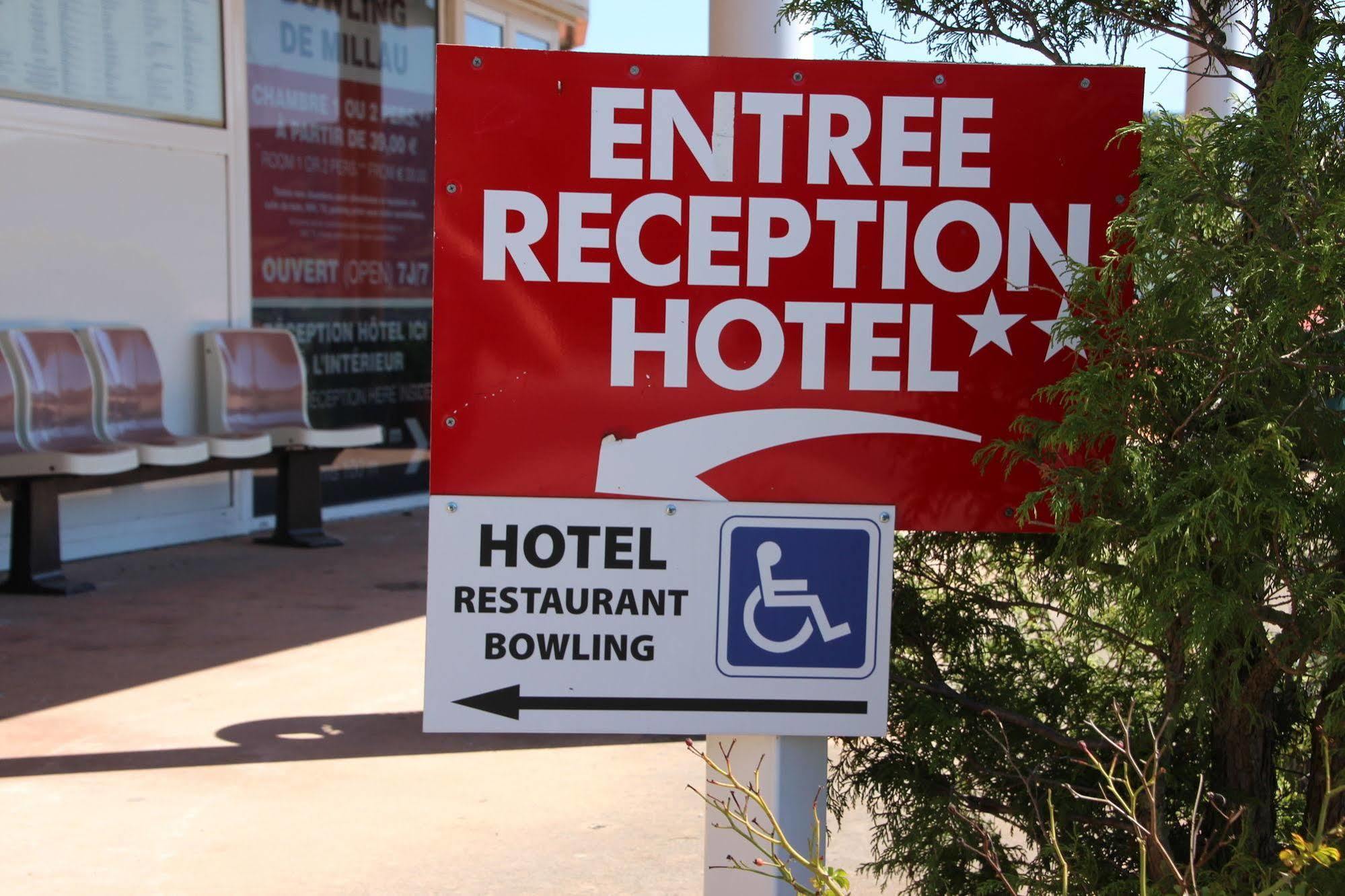 Cit'Hotel Restaurant Du Bowling De ミヨー エクステリア 写真