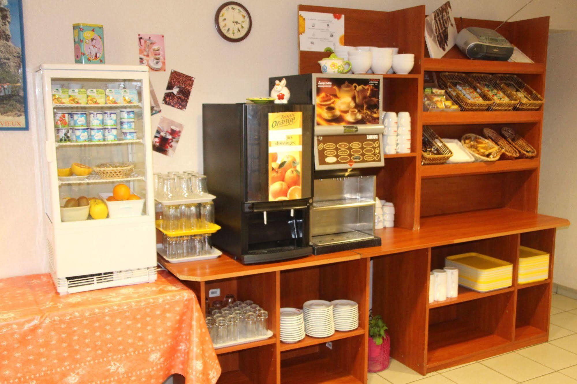 Cit'Hotel Restaurant Du Bowling De ミヨー エクステリア 写真